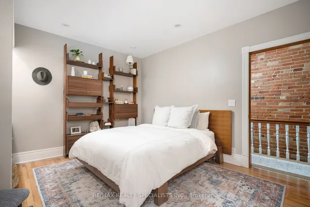 Additional image 31 of 48 Leopold St