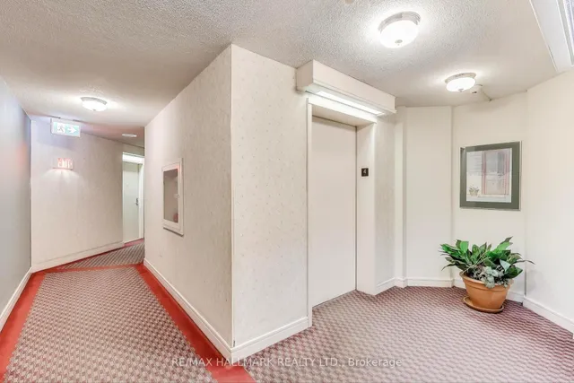 Additional image 6 of 11 Thorncliffe Park Dr Unit 406