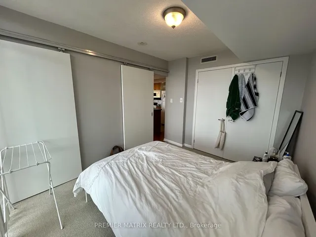 Additional image 16 of 38 Grenville St Unit 1902