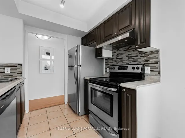 Additional image 9 of 11 Lee Centre Dr Unit PH208