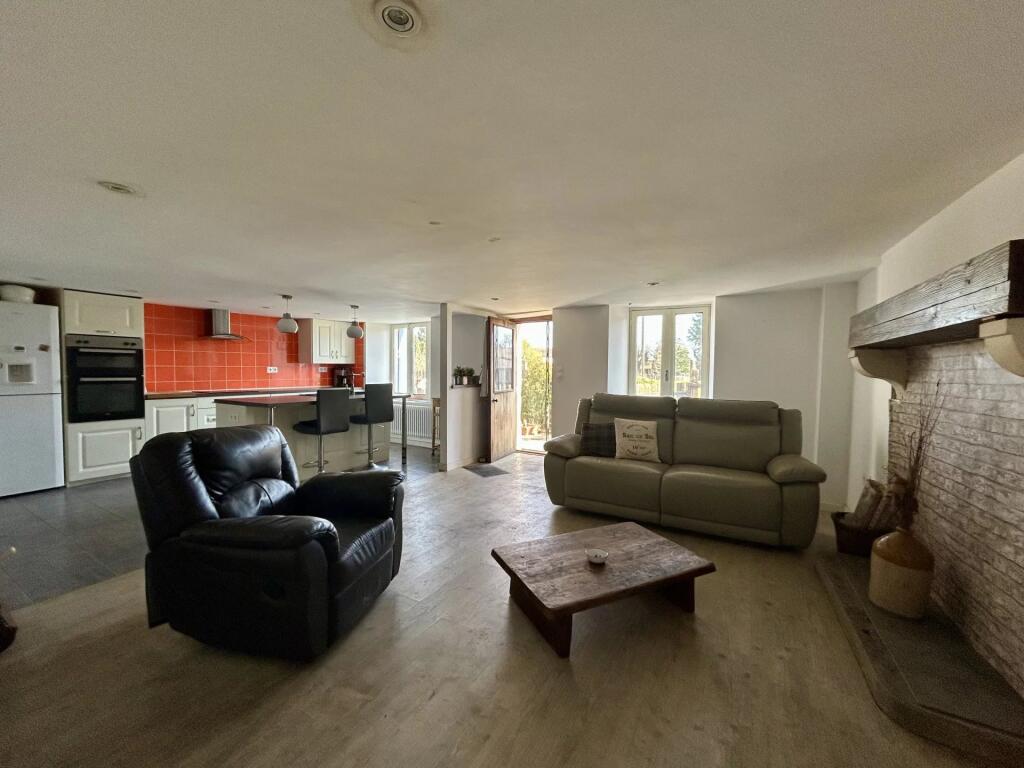 Additional image 3 of Poitou-Charentes, Deux-Sèvres, Caunay, France