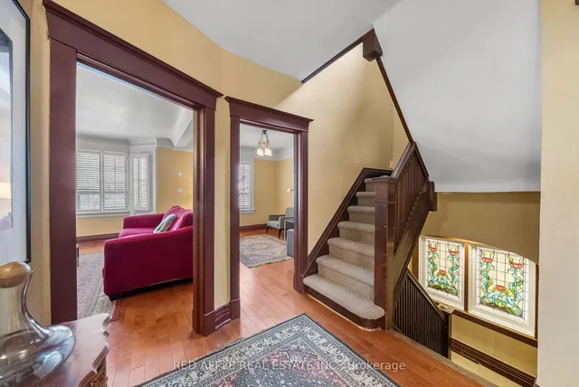 Additional image 10 of 52 Rose Ave