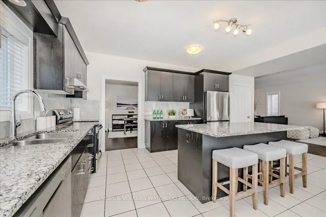 Additional image 20 of 913 Redtail Crt