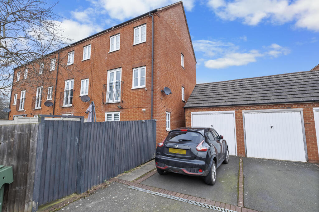 Additional image 24 of Iron Way, Bromsgrove. B60