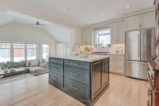 Additional image 9 of 2 Wood Glen Rd