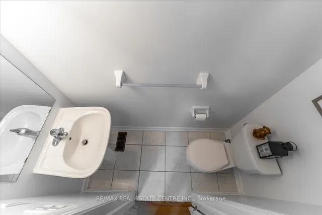 Additional image 10 of 7 Shiff Cres