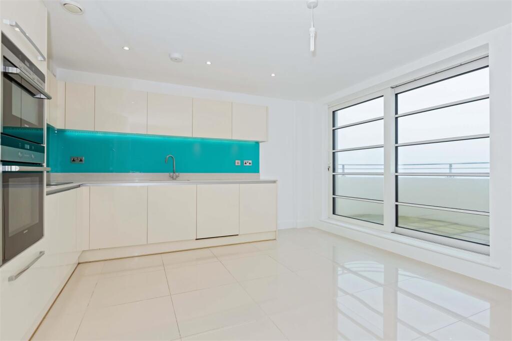 Additional image 18 of West Parade, Worthing, BN11 5EF