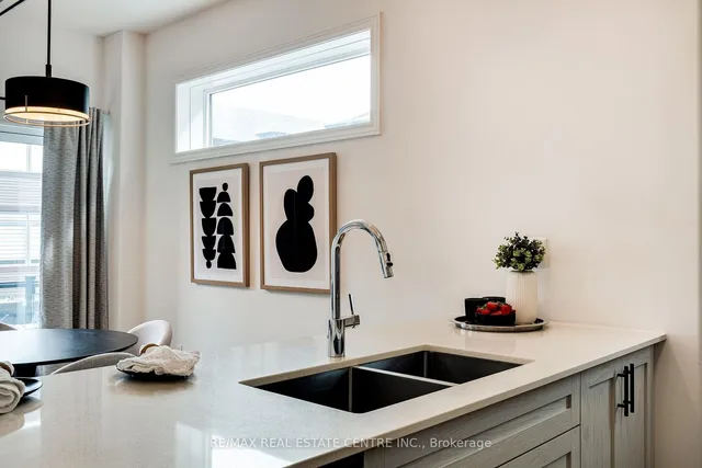 Additional image 21 of 575 Woodward Ave Unit 42