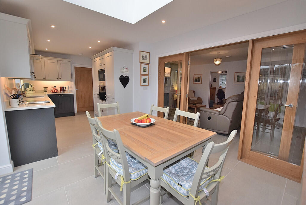 Additional image 8 of Tunstall