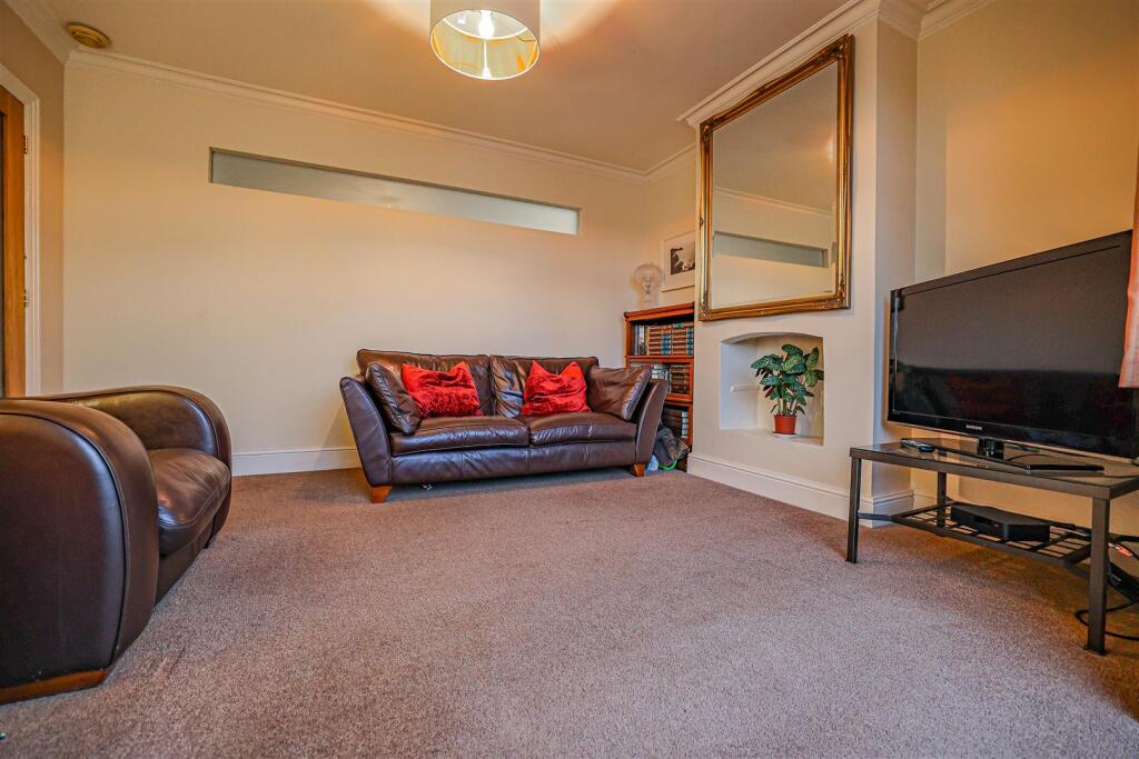 Additional image 18 of Luton Road, Harpenden, AL5