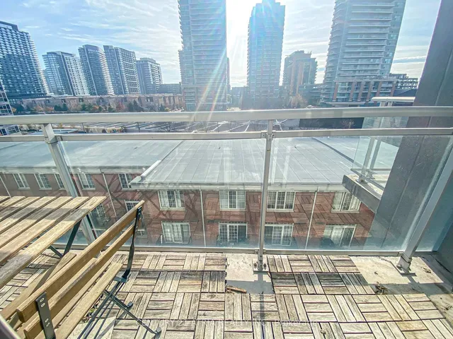 Additional image 18 of 1029 King St Unit 639