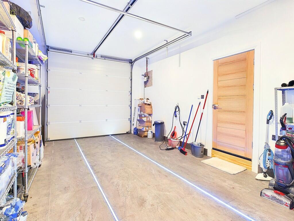 Additional image 19 of Englestede Close, Handsworth Wood