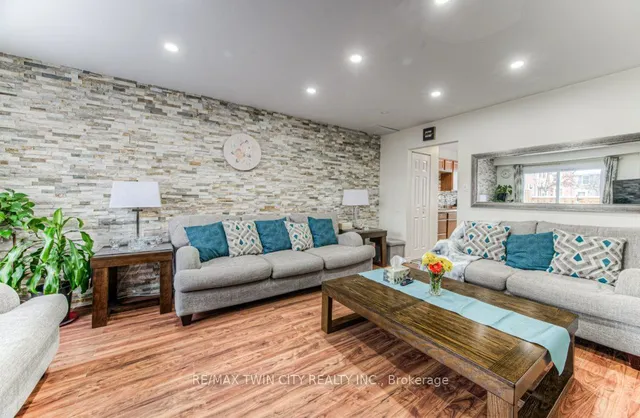 Additional image 6 of 52 Montcalm Dr Unit 7