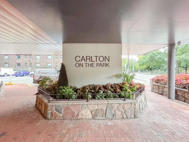 Additional image 39 of 130 Carlton St Unit 906