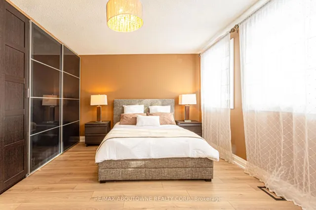 Additional image 24 of 1373 Harmsworth Sq