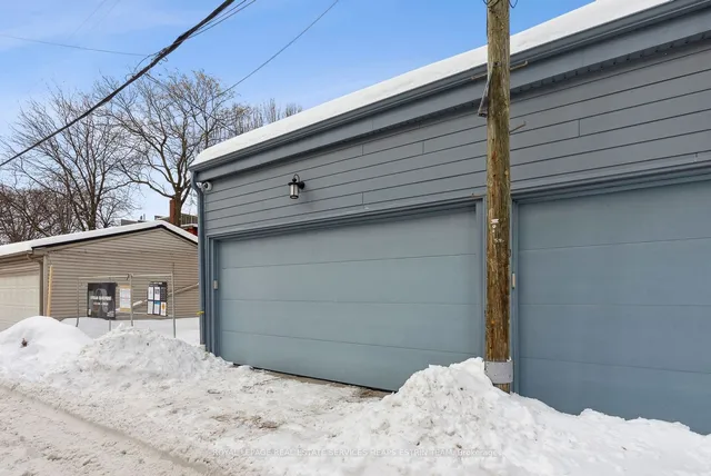 Additional image 32 of 161 Macpherson Ave