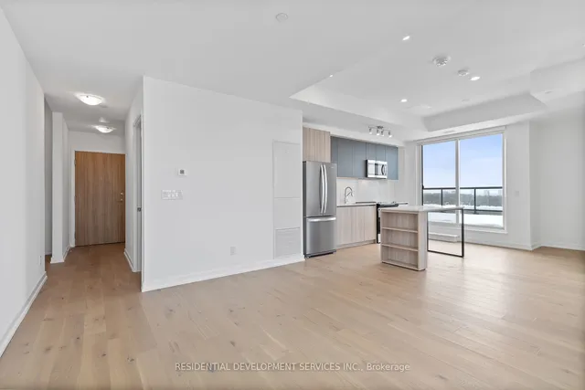 Additional image 9 of 3100 Keele St Unit 608