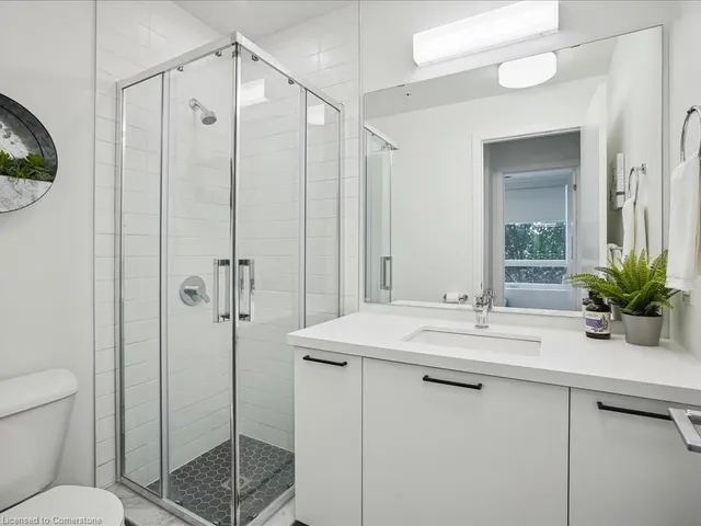 Additional image 32 of 479 Charlton Ave Unit 204