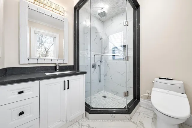 Additional image 37 of 193 Brookbanks Dr