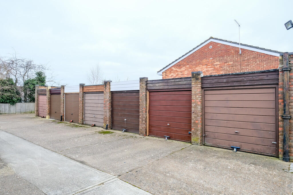 Additional image 12 of Glendower Crescent, Orpington