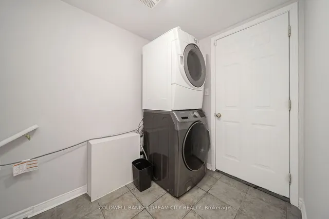 Additional image 36 of 60 Capistro St