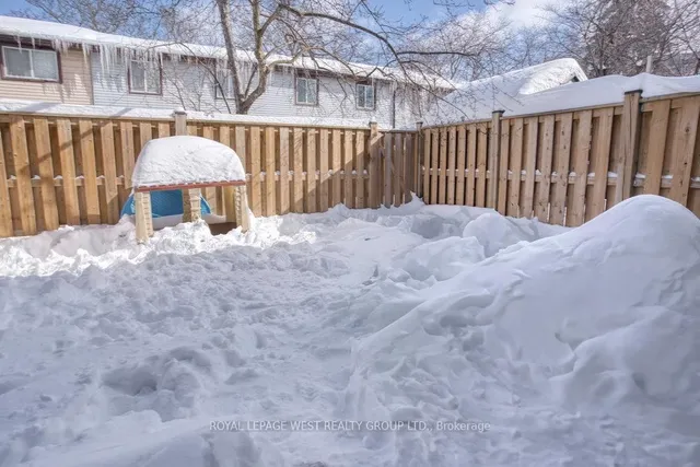 Additional image 39 of 45 Hansen Rd Unit 22