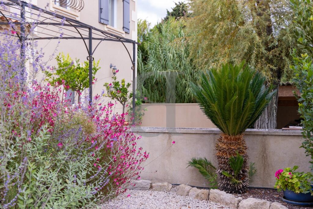 Additional image 3 of Saint-Remy-De-Provence, Provence-Alpes-Cote d'Azur, 13210, France