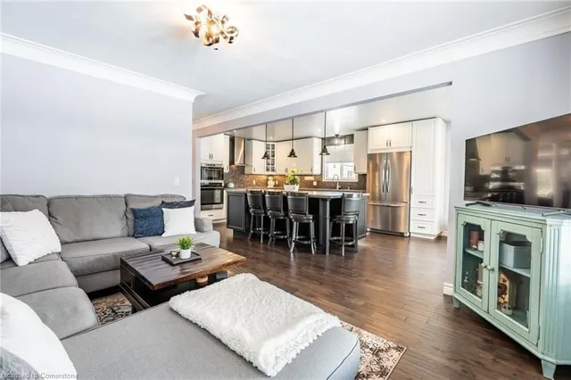 Additional image 14 of 11 Summit Dr