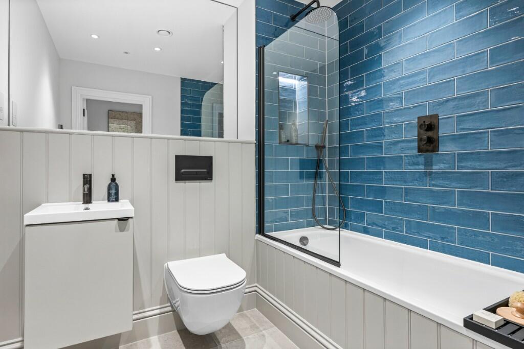 Additional image 9 of Caddington House, Digswell, Welwyn, Hertfordshire, AL6