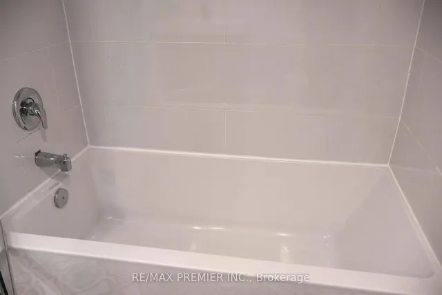 Additional image 16 of 694 Willard Ave