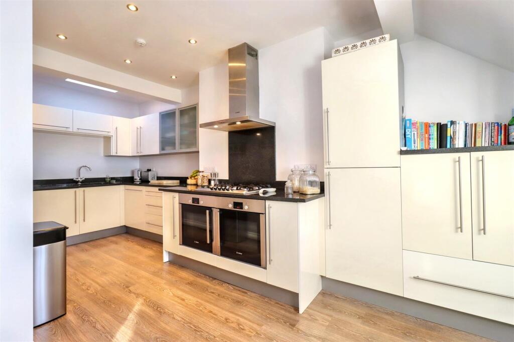 Additional image 5 of Prominent position on Clevedon's Coastline