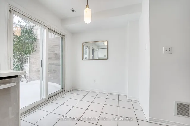 Additional image 9 of 19 Rosebank Dr Unit 903