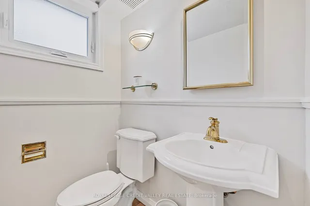 Additional image 24 of 36 Lockton Cres