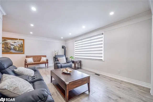 Additional image 7 of 428 Henderson Rd