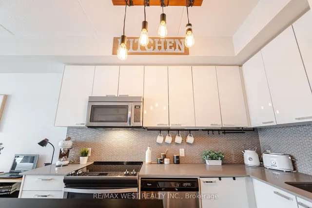 Additional image 5 of 155 St Leger St Unit 319