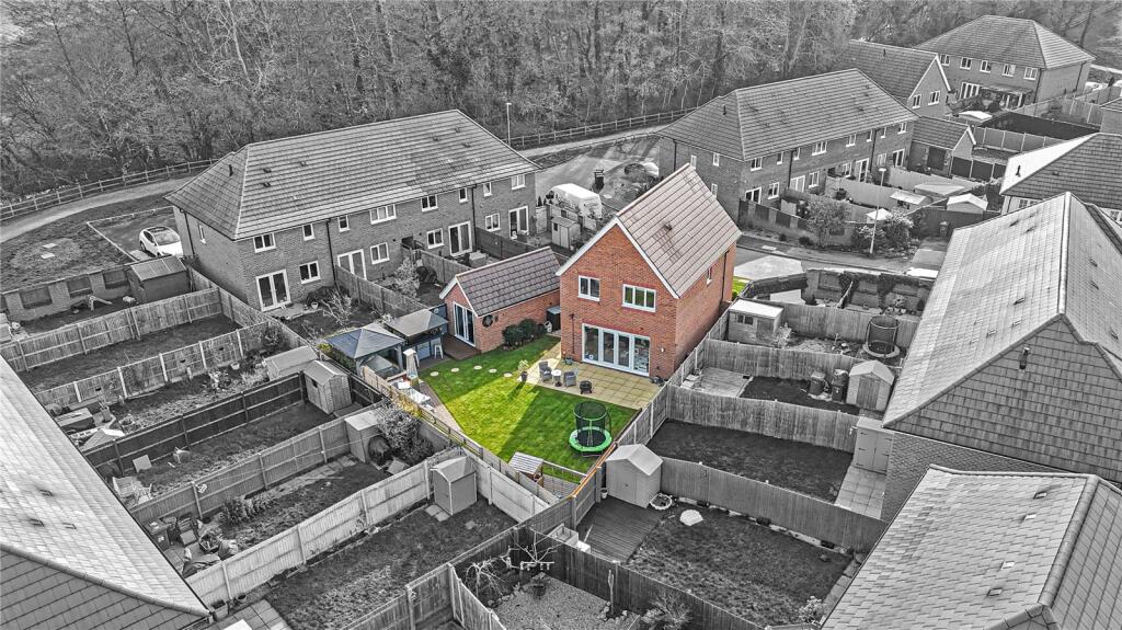 Additional image 32 of Cheddleton Close, Amington, Tamworth, Staffordshire, B77