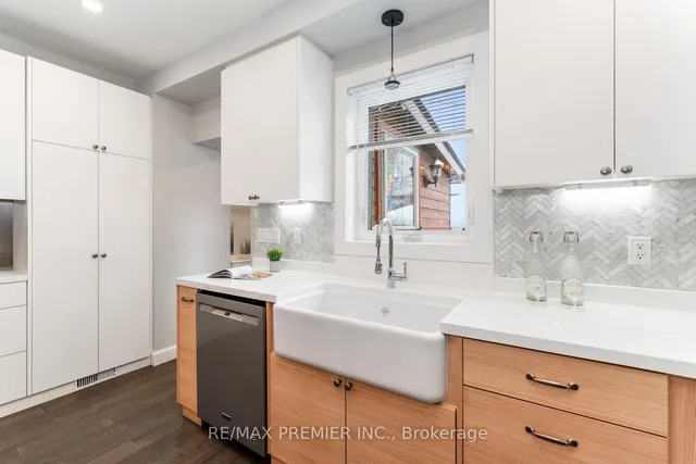 Additional image 16 of 891 Palmerston Ave