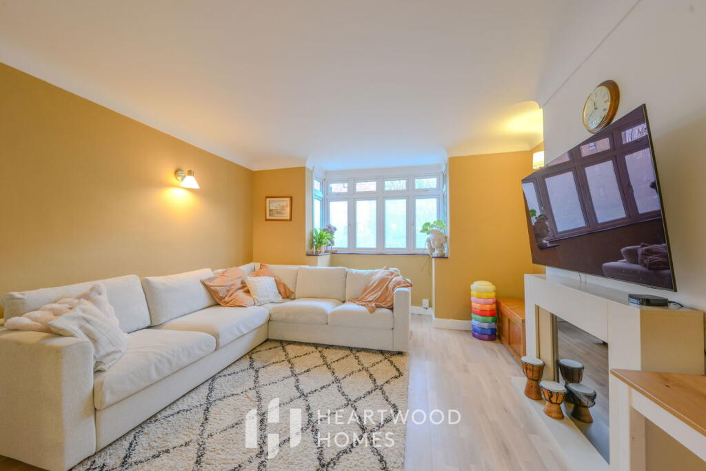 Additional image 2 of Central Drive, St. Albans, AL4 0UR