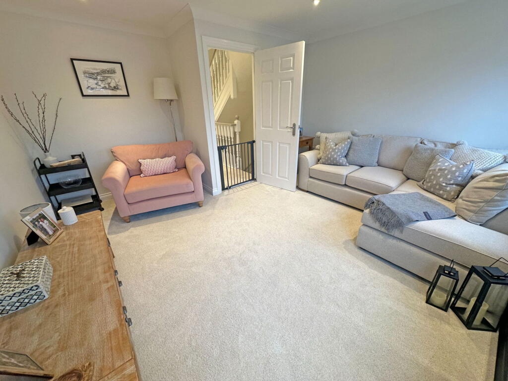 Additional image 21 of Innisfree Close, Wythall, B47 6EW