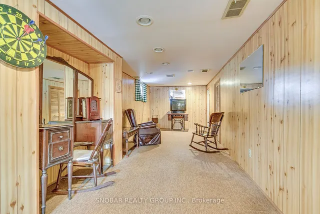 Additional image 15 of 82 Superior Ave