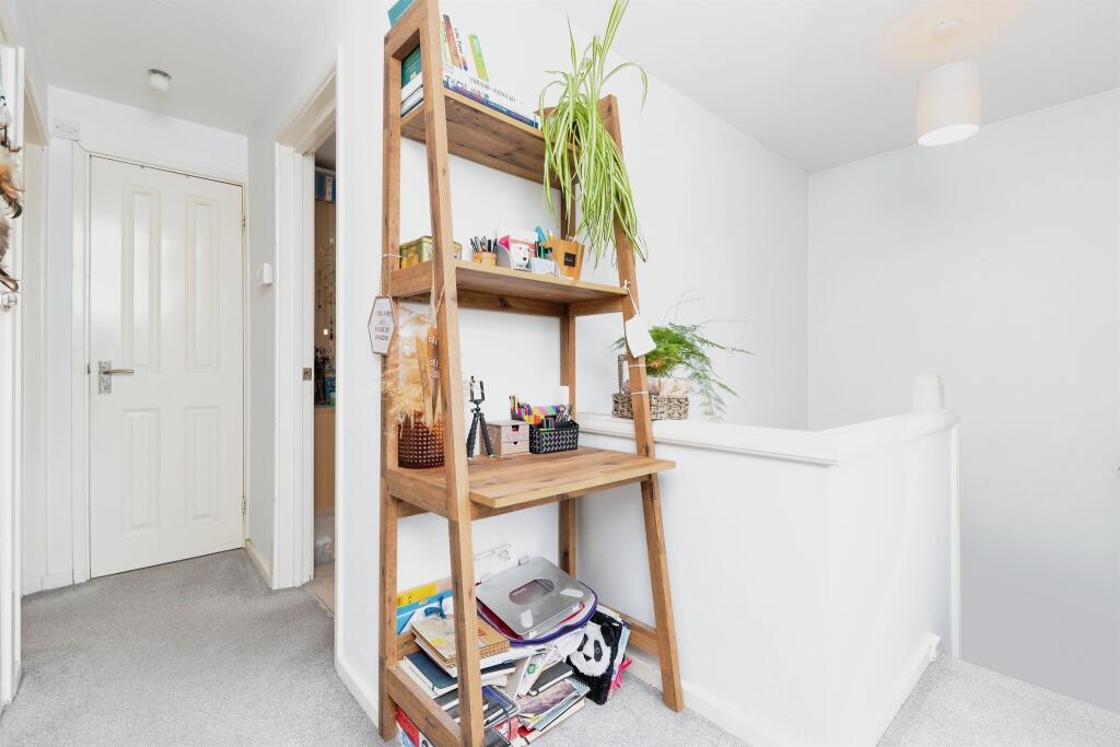 Additional image 12 of Four Acres, Welwyn Garden City