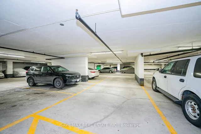 Additional image 29 of 8 Lee Centre Dr Unit 816