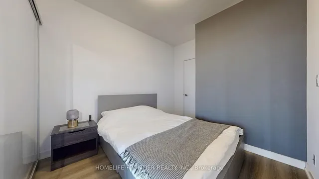 Additional image 9 of 12 York St Unit 411