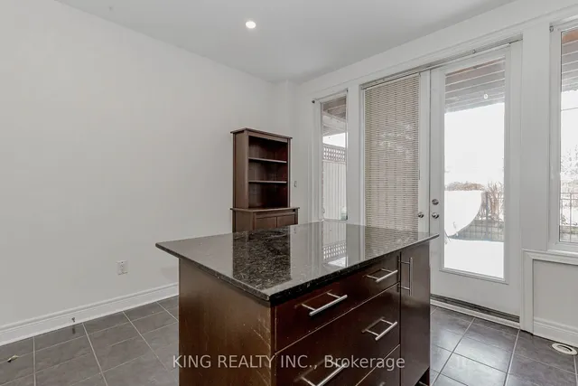 Additional image 17 of 1812 Burnhamthorpe Rd Unit 92