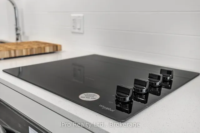 Additional image 10 of 89 CHURCH St Unit 1604