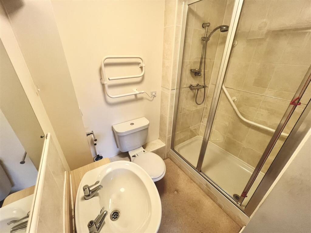 Additional image 7 of Stratford Road, Hall Green, Birmingham