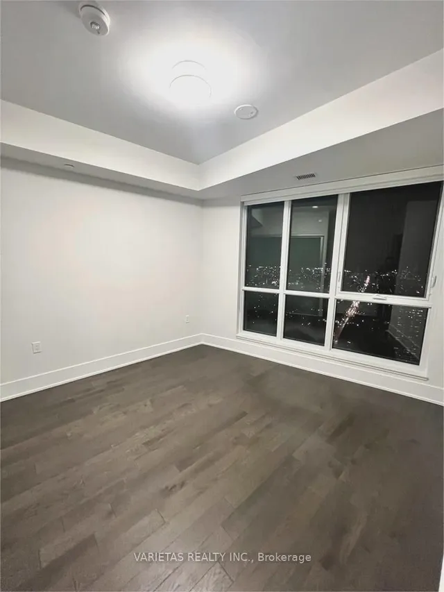 Additional image 6 of 585 Bloor St Unit 4319