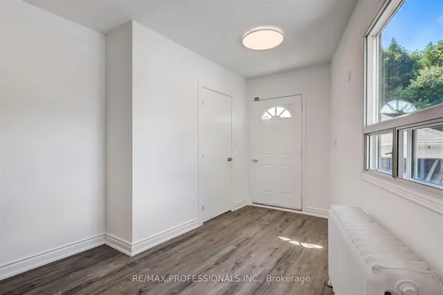 Additional image 20 of 636 Runnymede Rd