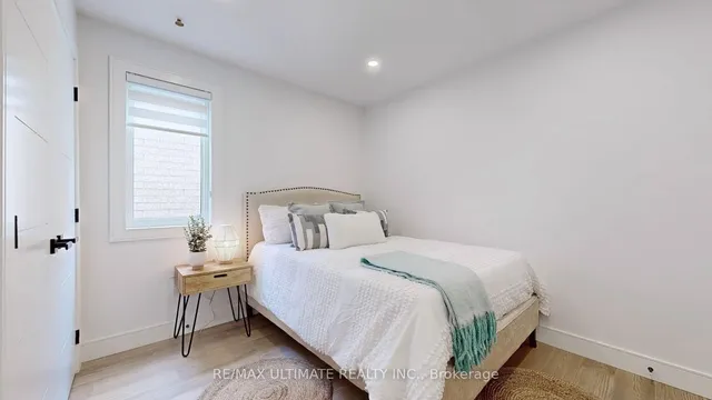 Additional image 33 of 55 King Edward Ave