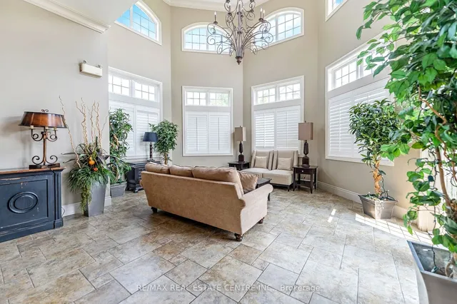 Additional image 33 of 1360 Main St Unit 304